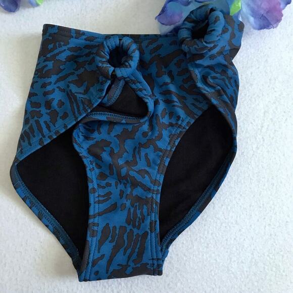 French Connection NWT Bikini Swim Bottom Women S - Picture 4 of 9